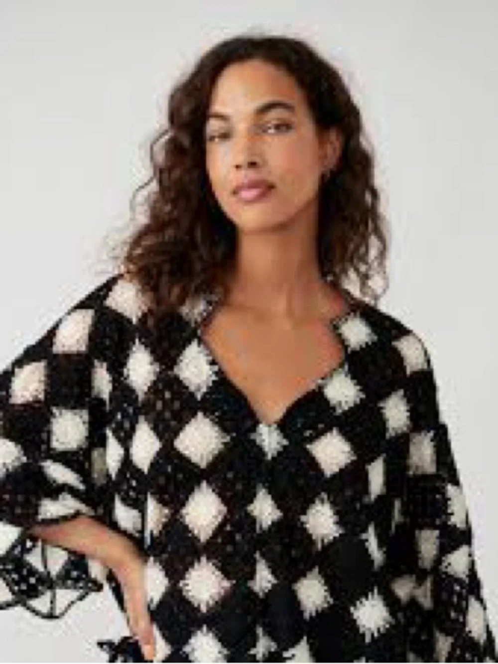Black and‎ White Diamond Crochet Top